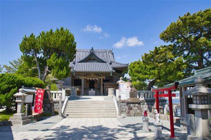 葉山の豪邸に芸能人が集まる理由とは？憧れの高級住宅地の実態